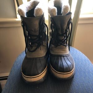 Sorel winter boots WARM! In green